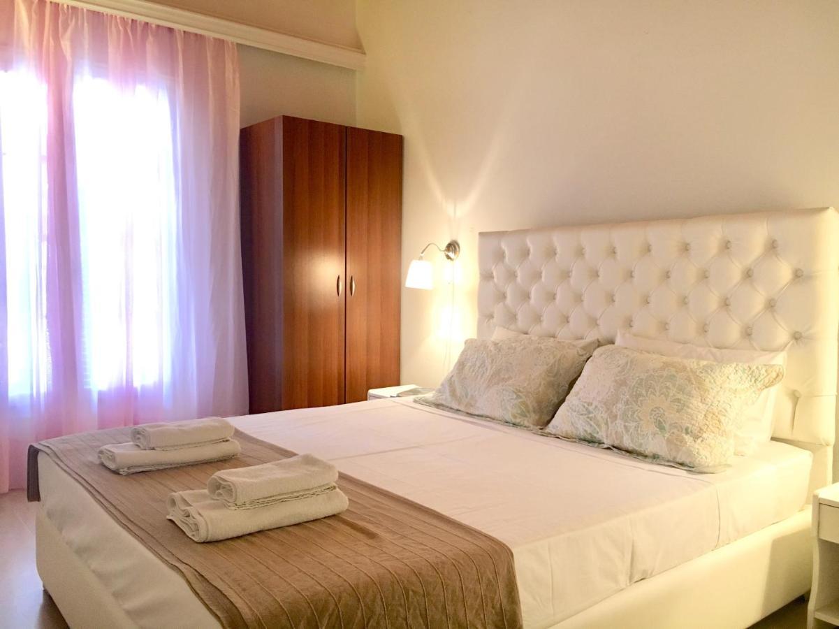 The Orange Garden Apartment คัสซิโอปี ภายนอก รูปภาพ