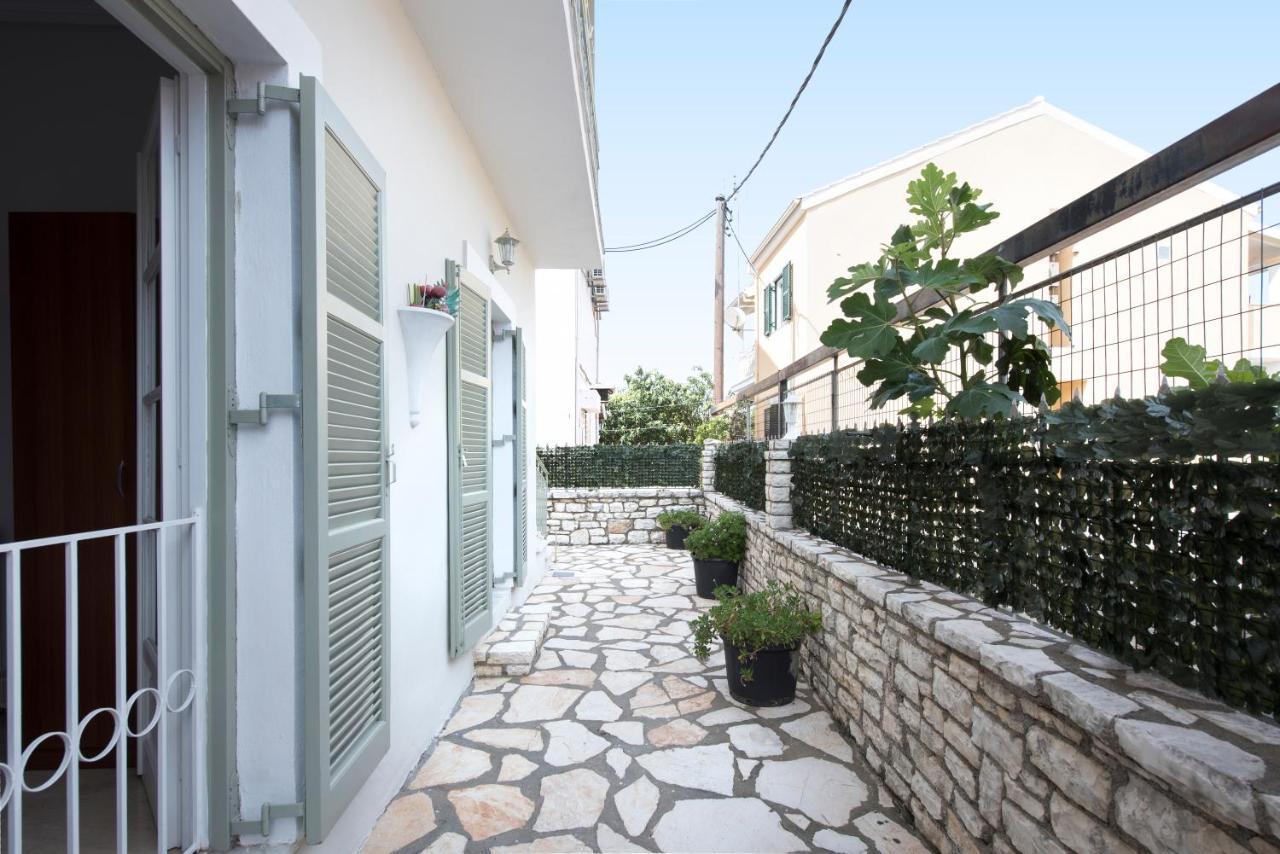 The Orange Garden Apartment คัสซิโอปี ภายนอก รูปภาพ