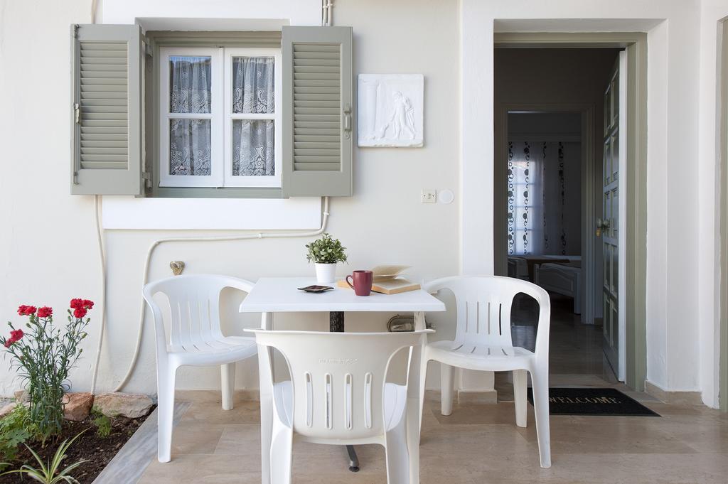 The Orange Garden Apartment คัสซิโอปี ภายนอก รูปภาพ