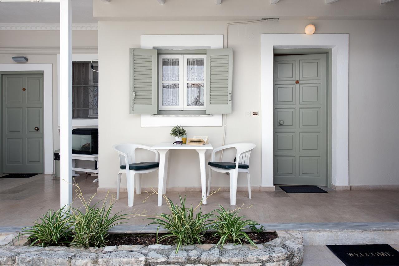 The Orange Garden Apartment คัสซิโอปี ภายนอก รูปภาพ