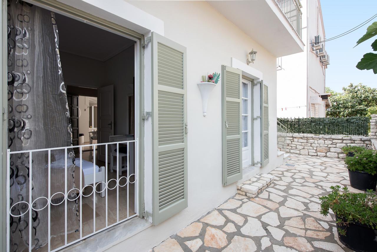 The Orange Garden Apartment คัสซิโอปี ภายนอก รูปภาพ